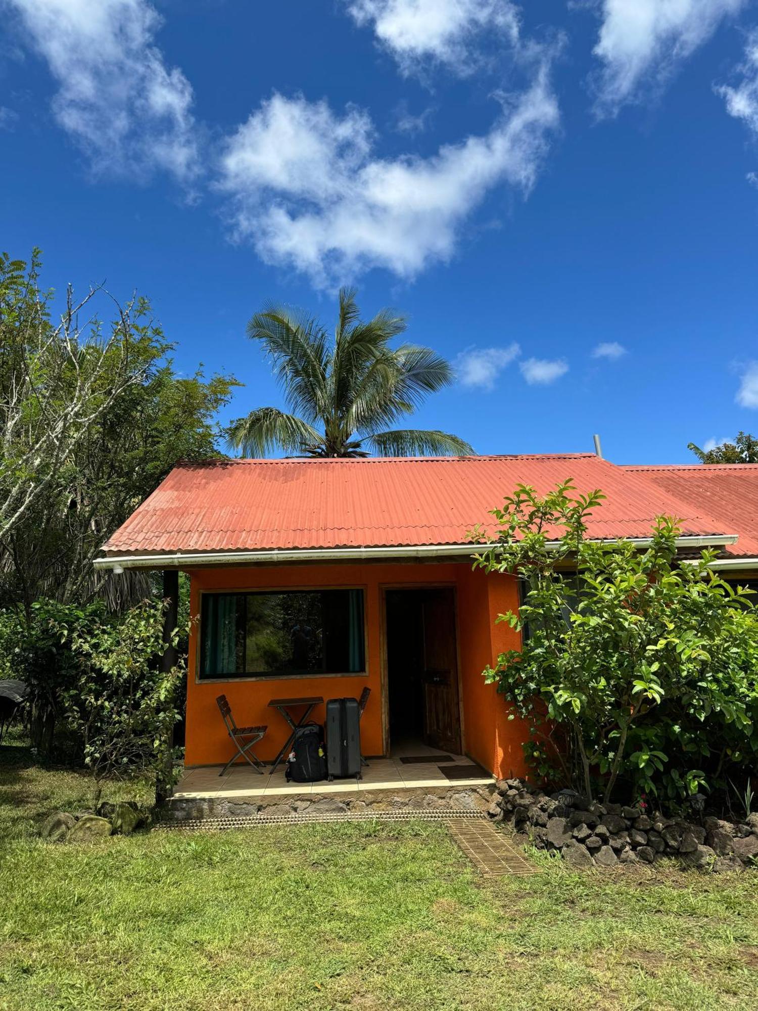 Cabanas Tangaroa Y Hamea Vila Hanga Roa Exterior foto